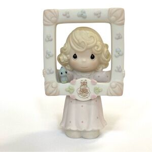 Precious Moments “You’re As Pretty As A Picture” Vintage 1996 Figurine C0016